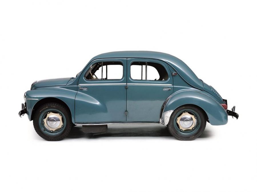  Renault 4 CV 1947 года  (фото 5 из 6)